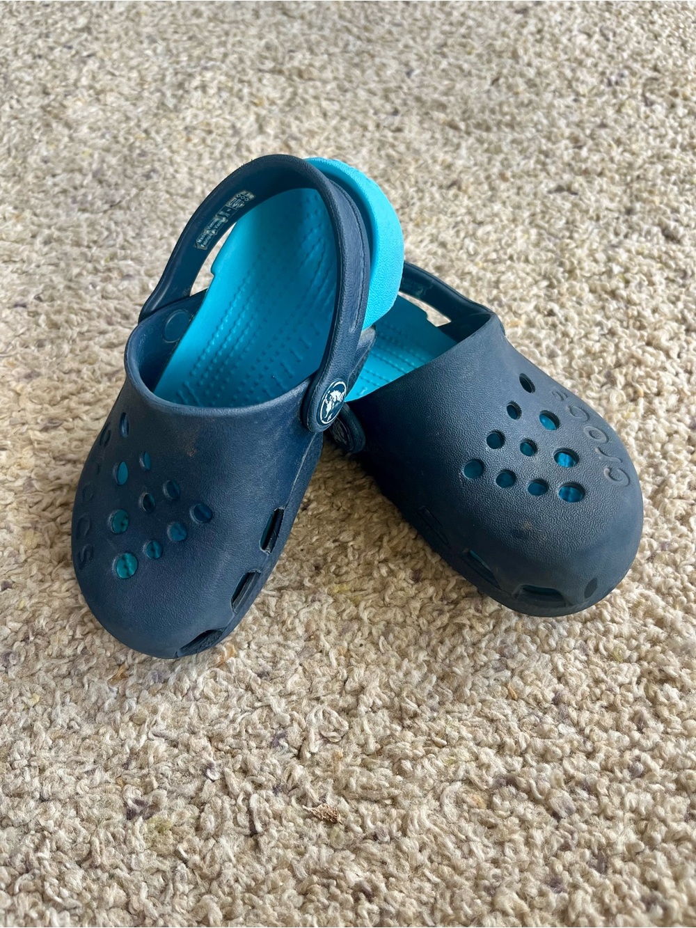 Crocs Kids Navy/Electric Blue Slides - Size C8